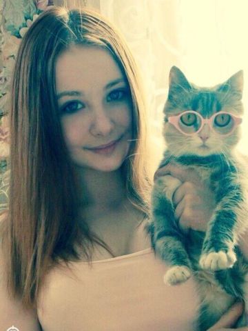 Юна
